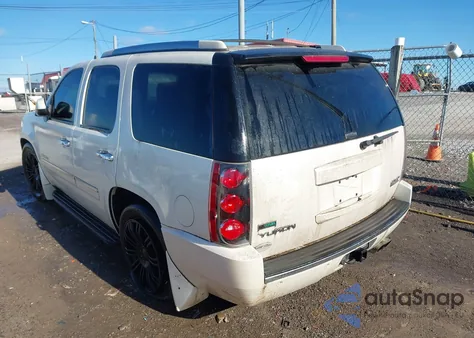 2011 GMC Yukon Denali z USA, uszkodzony, nr VIN 1GKS2EEF1BR141661